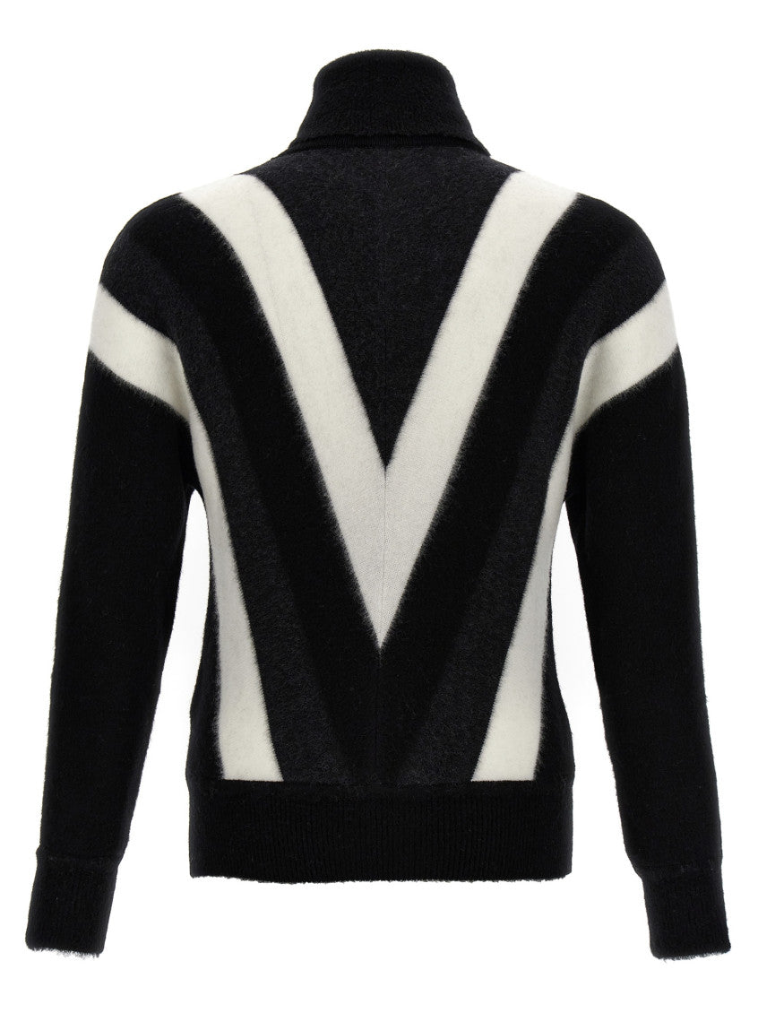 BlackWhite Geometric pattern sweater 2