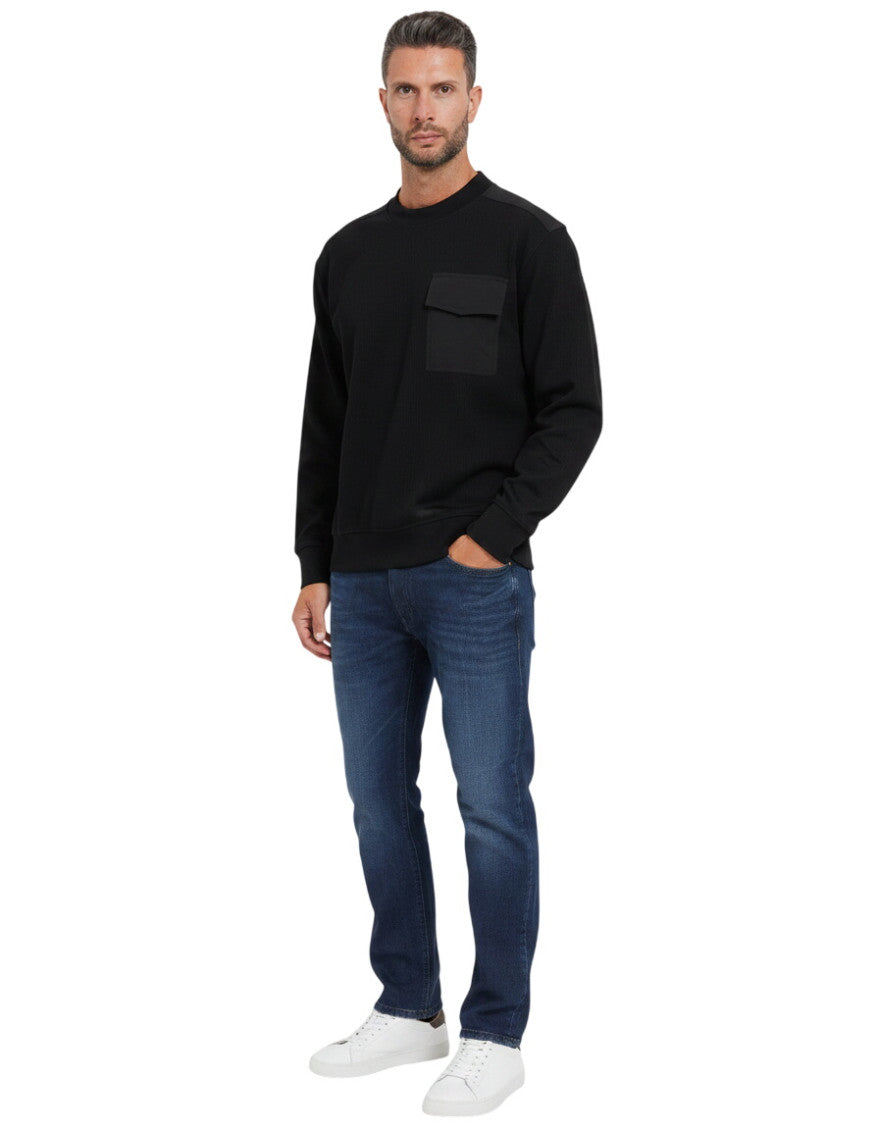 Black Crew Neck Sweatshirt 1