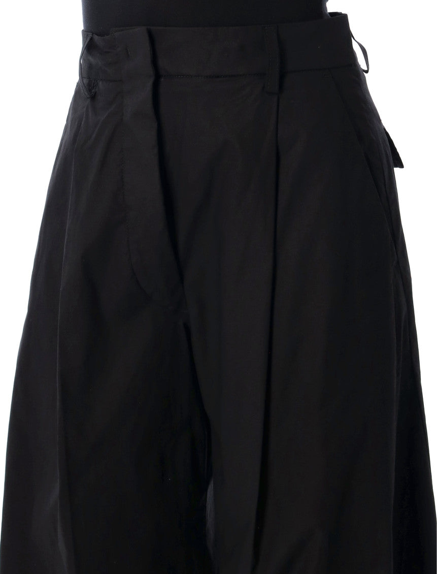 Black Relaxed Pleated Pant 3