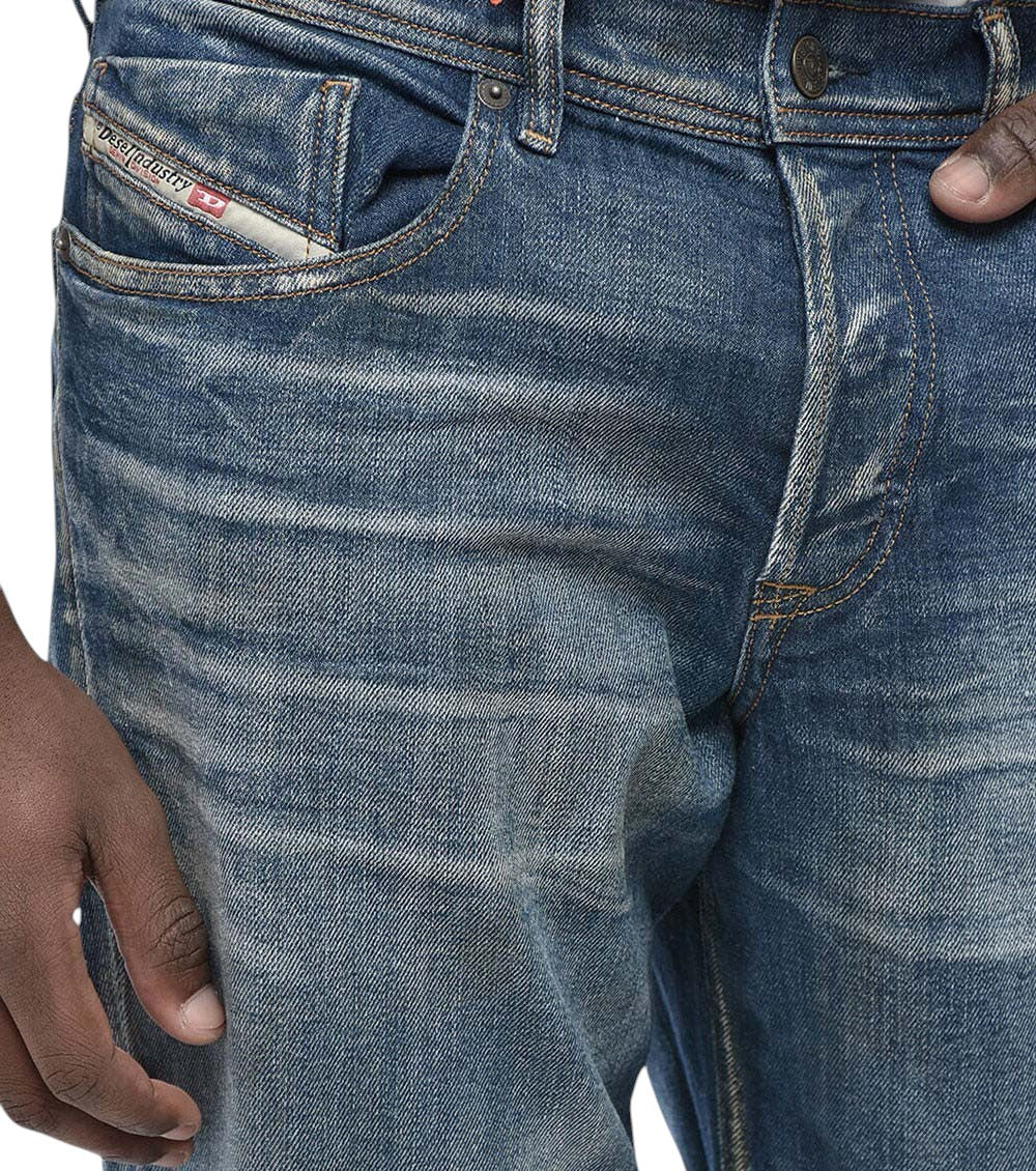 Blue Regular Mid Rise Jeans 3