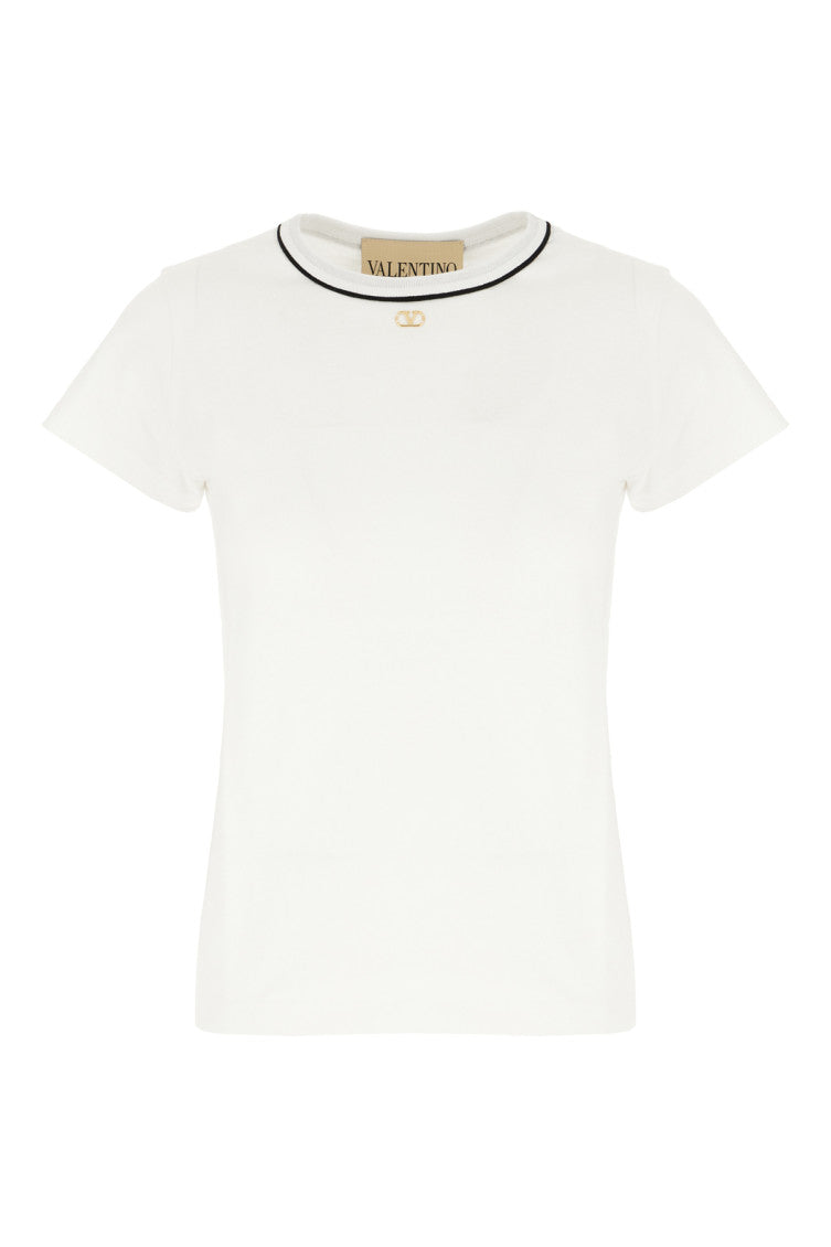 White Solid Crew Neck T-Shirt 1