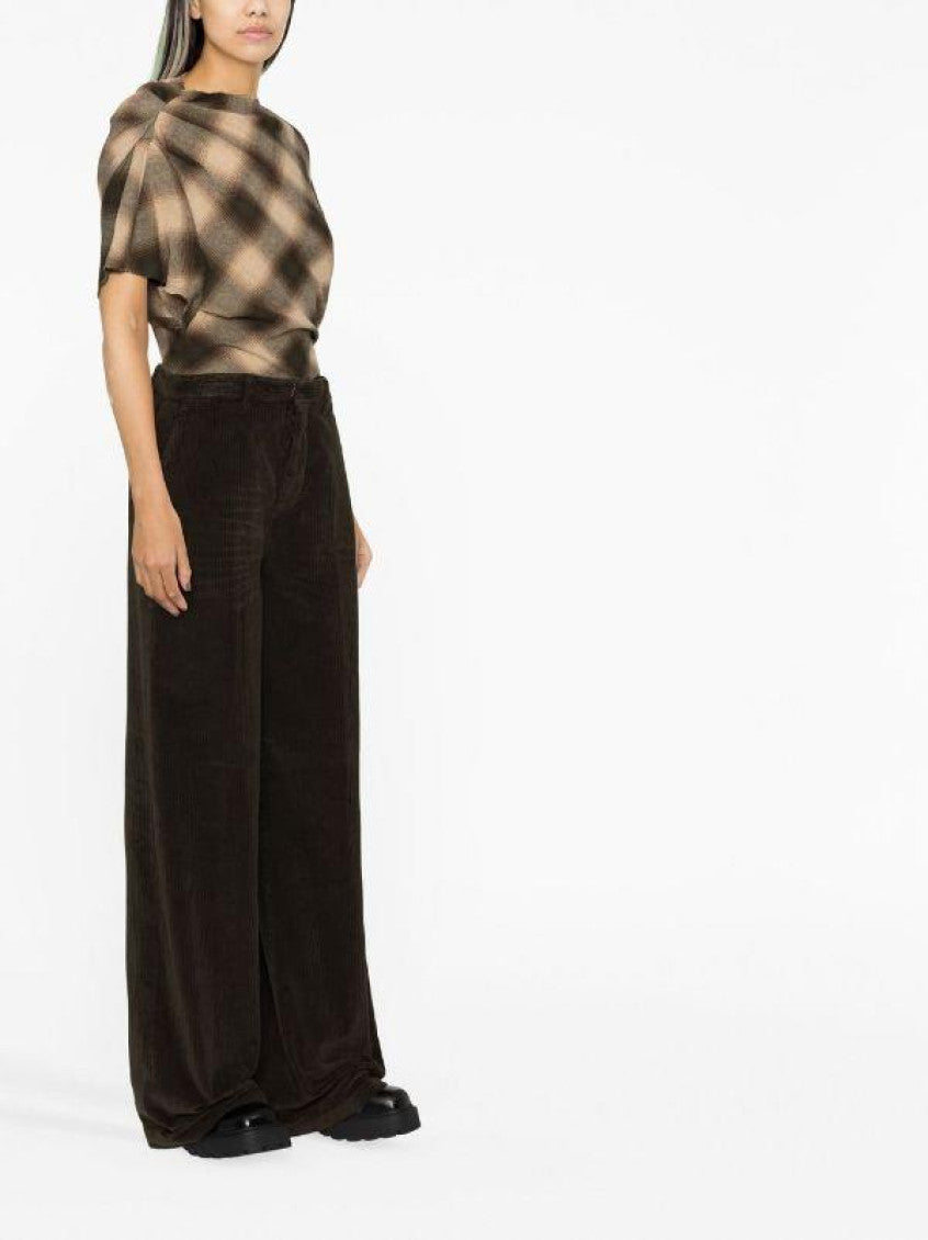 Brown Traveller Pants 4