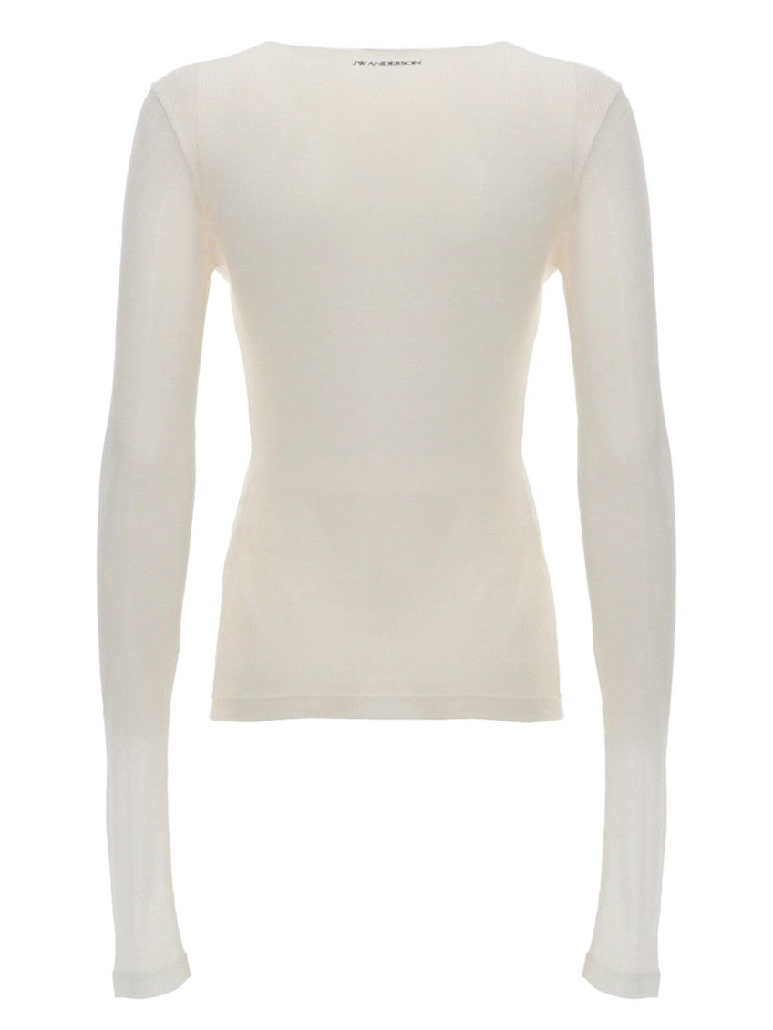 White Solid Round Neck T-Shirt 2