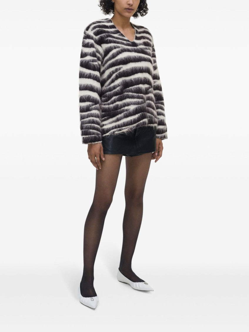 BlackWhite Printed Sweater 4