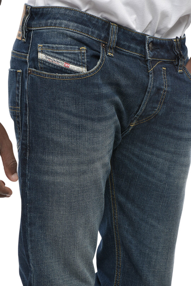 Blue Mid Rise Jeans 3