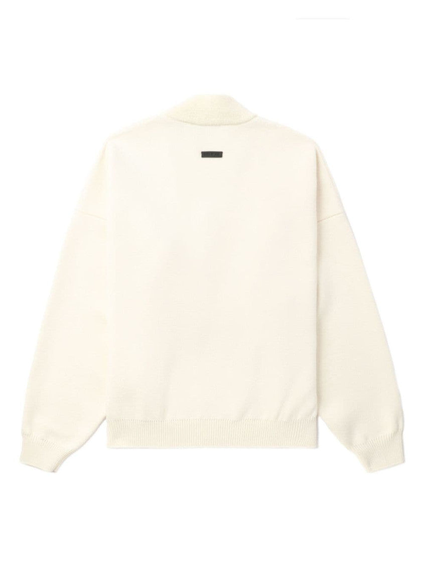 White V-neck sweater 3