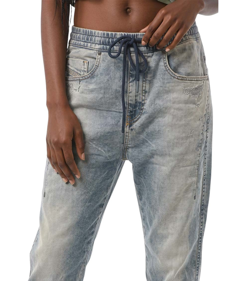 Light Blue Mid Rise Jeans 3