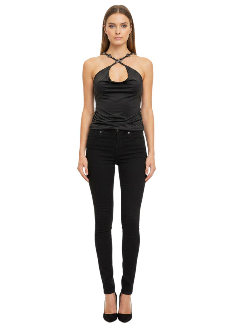 Black Solid Scoop Neck Top 1