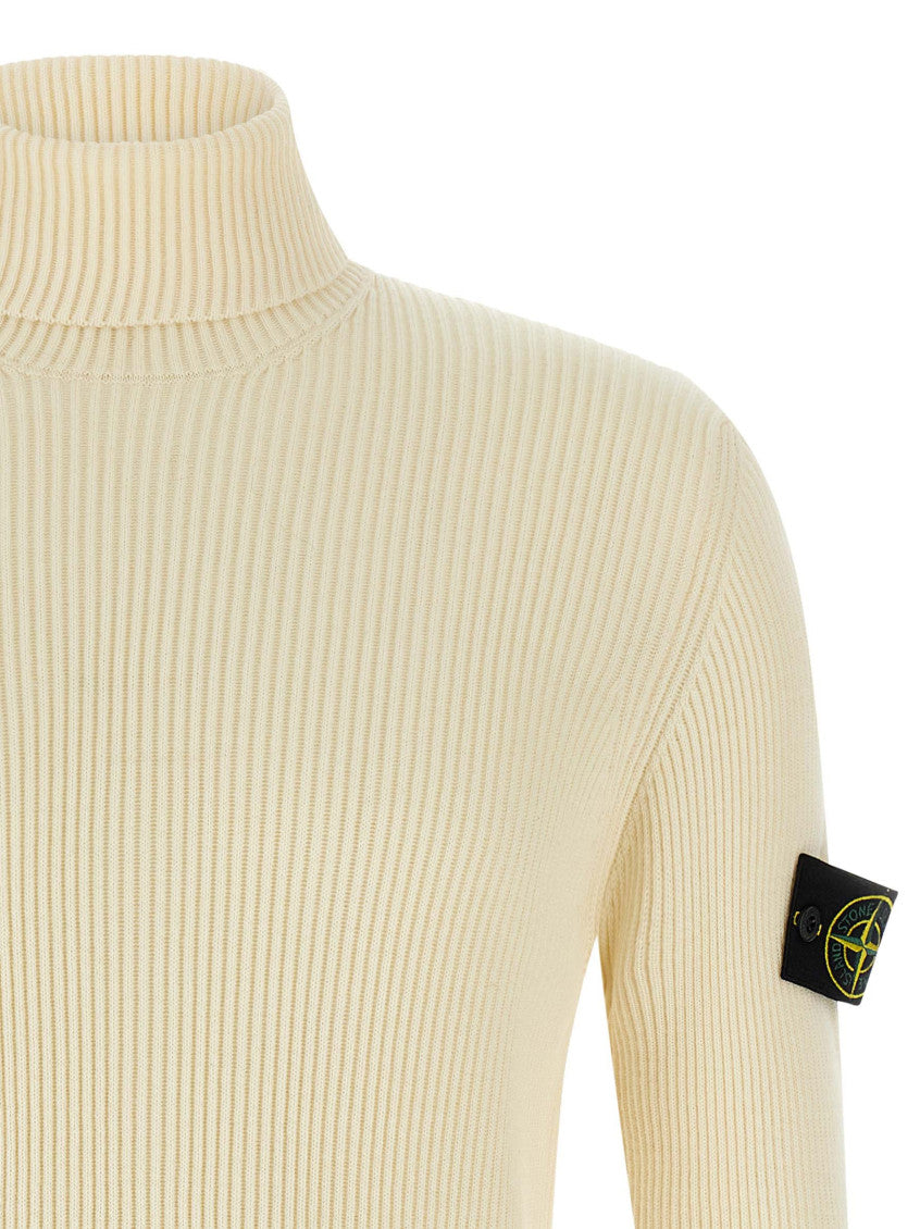 White Wool sweater 3