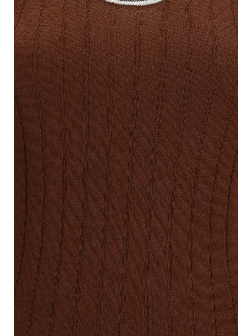 Maroon Textured Scoop Neck Top 3