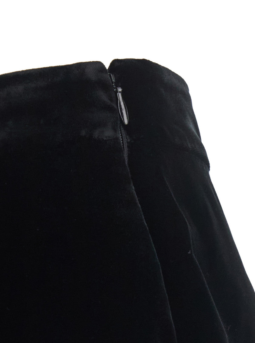 Black Solid Shorts 5