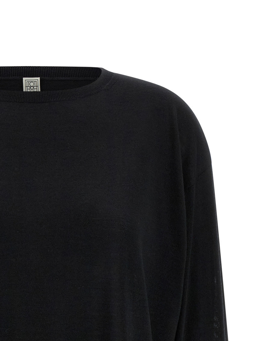 Black Solid Round Neck Sweater 3