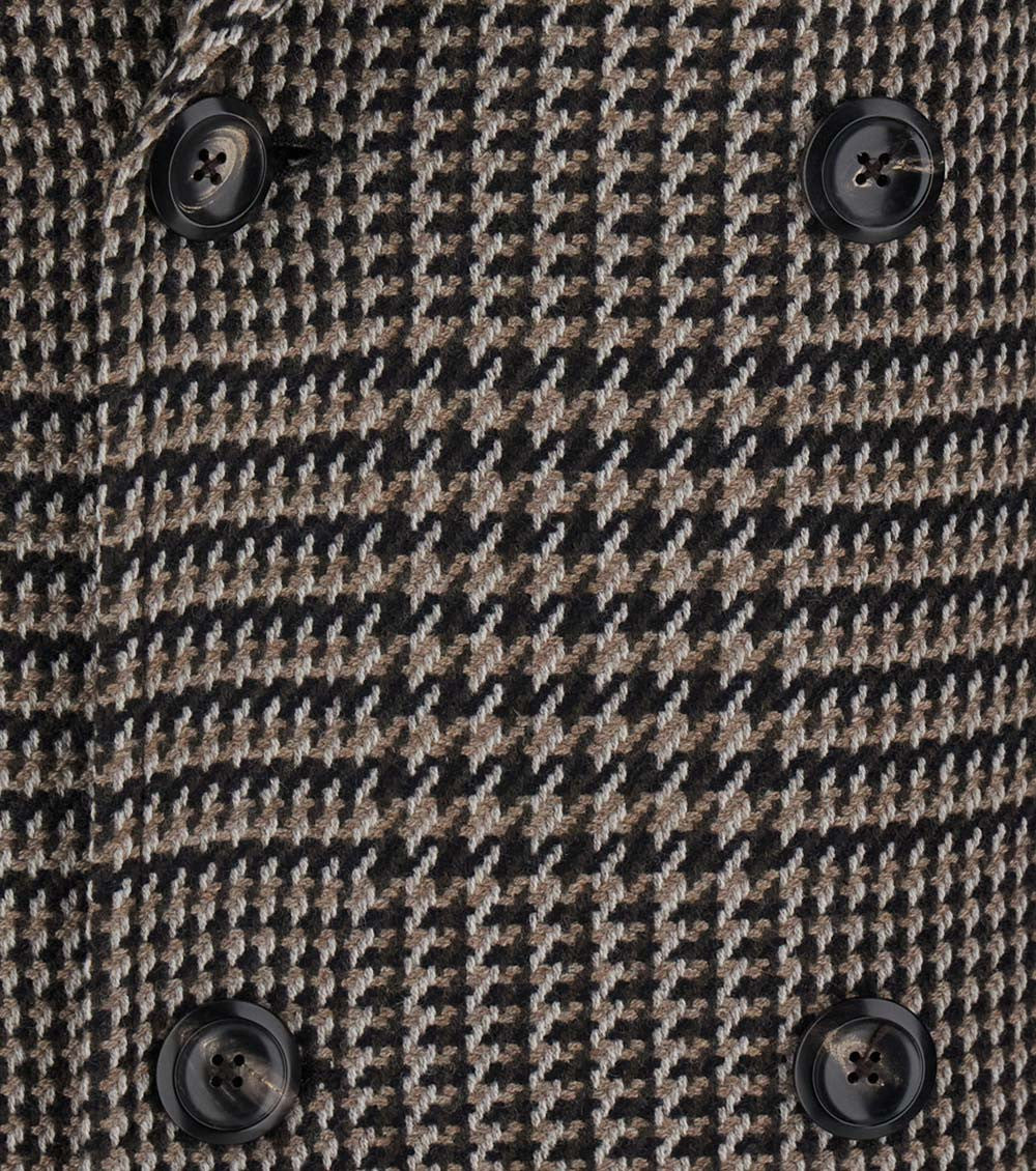 Beige Peaked Lapel Coat 3