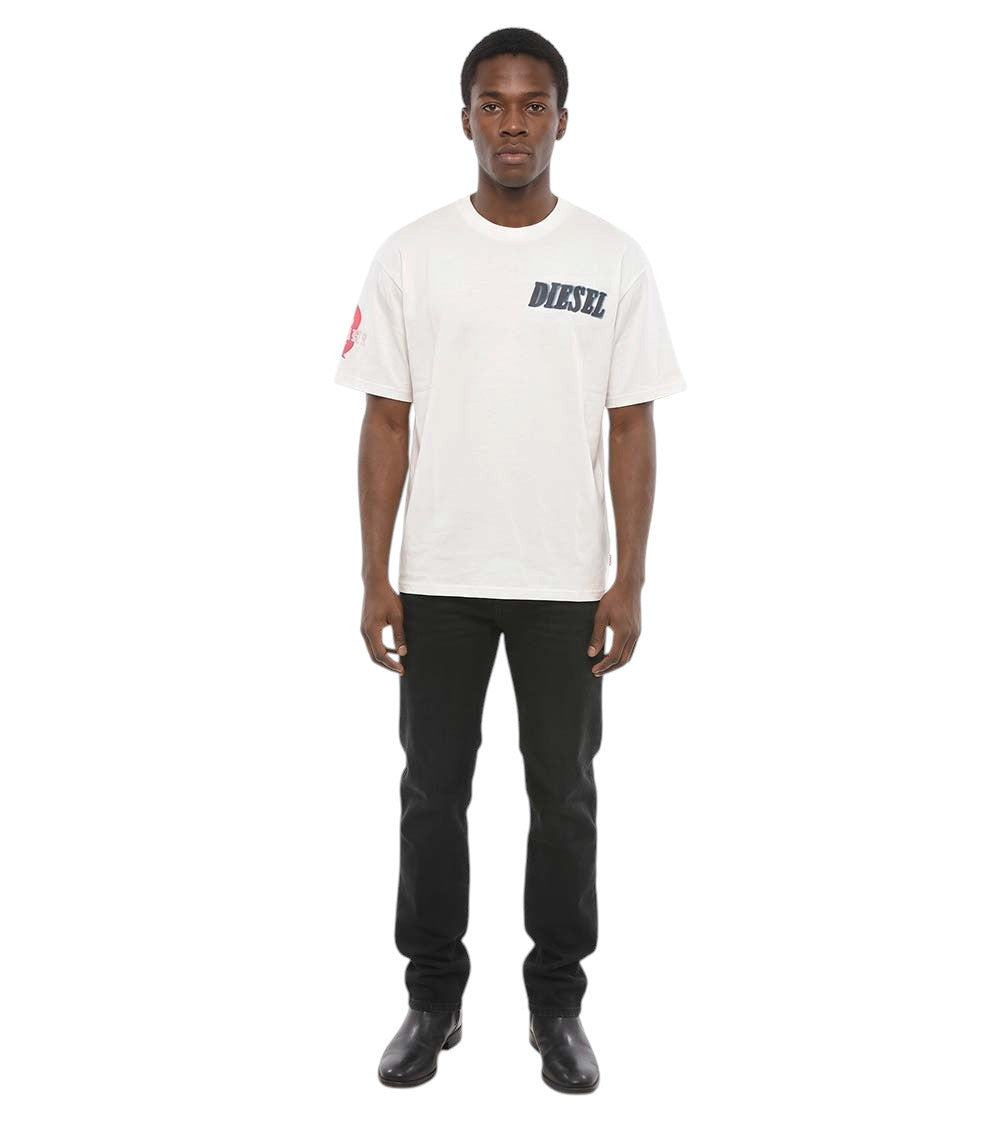White Graphic Logo T-Shirt 3