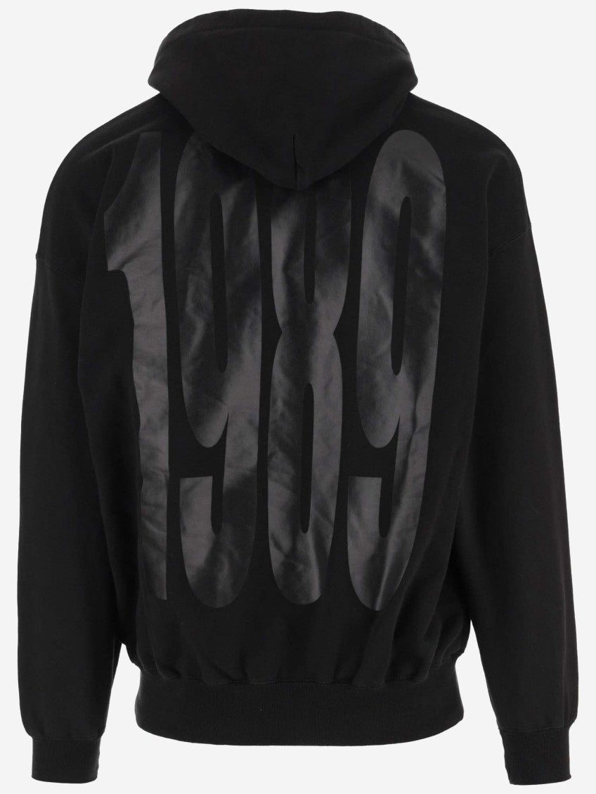 Black Graphic Print Hoodie 2
