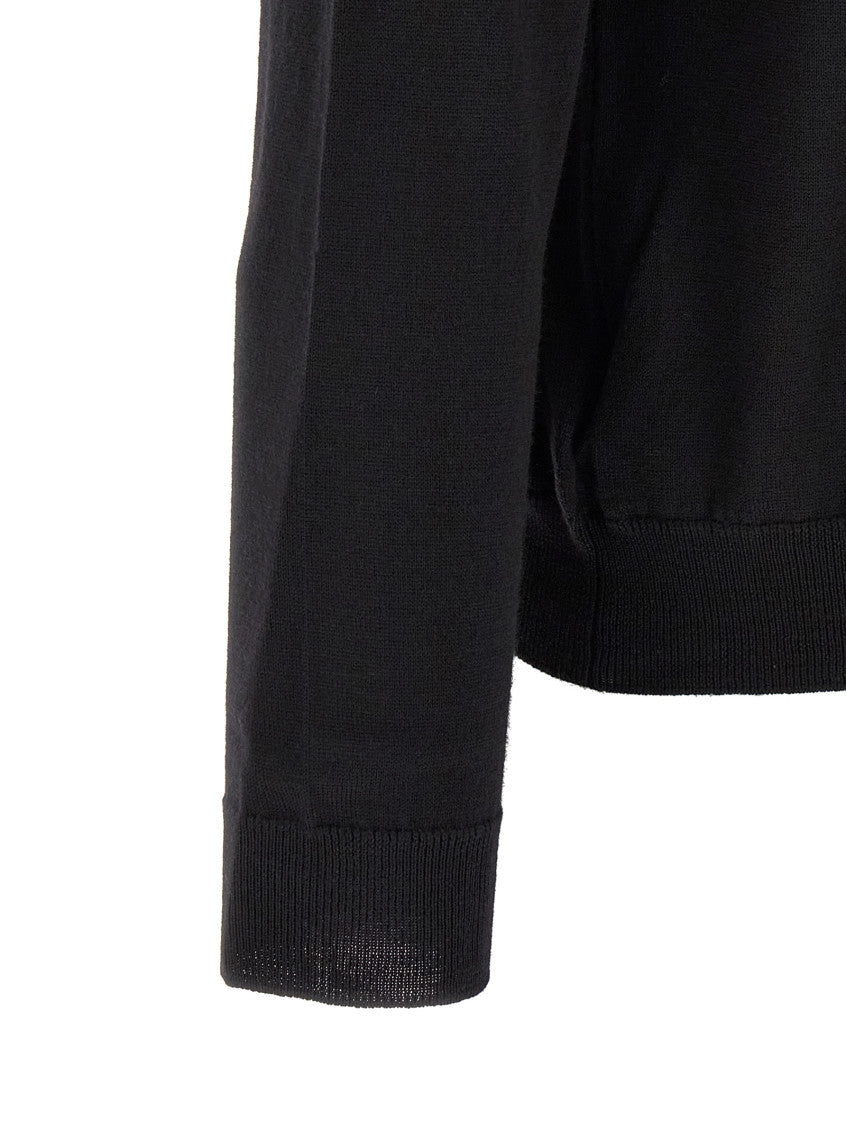 Black Solid Crew Neck Sweater 4
