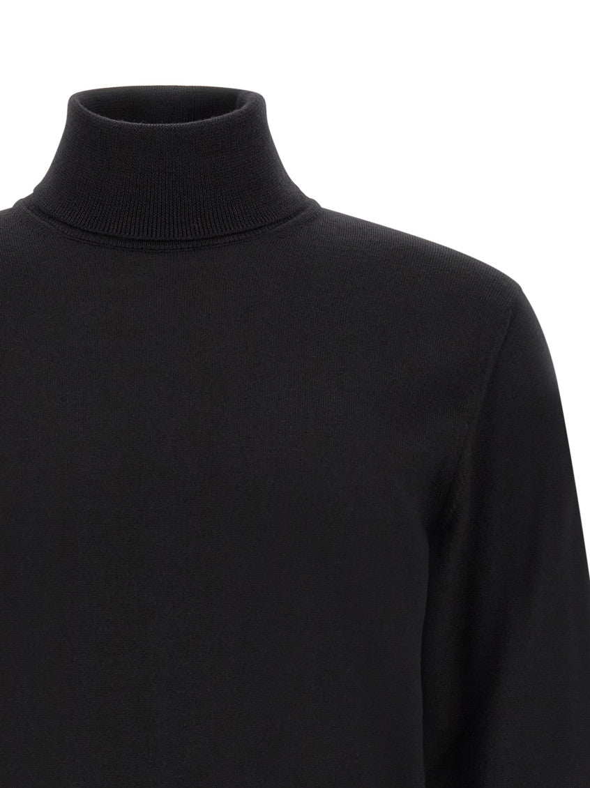 Black Solid Turtle Neck Sweater 3