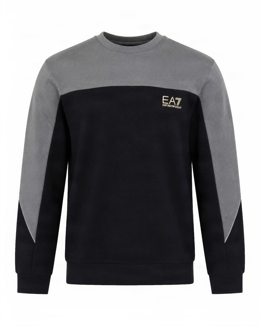 Black Crew Neck Sweatshirt 1