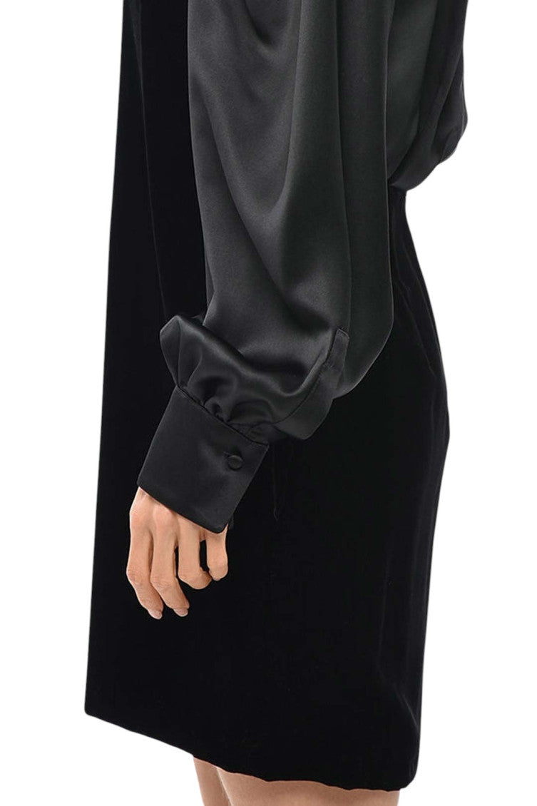 Black Solid Round Neck Mini Dress 3