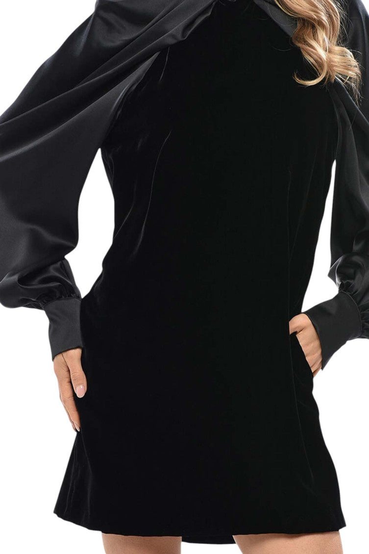 Black Solid Round Neck Mini Dress 4