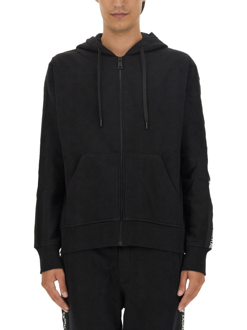 Black Solid Regular Hoodie 1