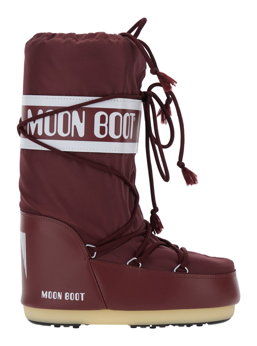 Maroon Logo Icon Boots 1