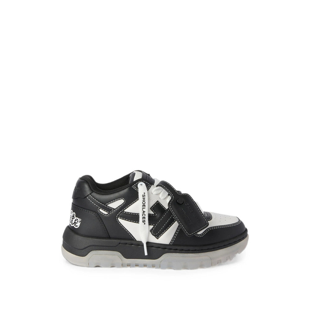 Black Logo Arrows Sneakers 1