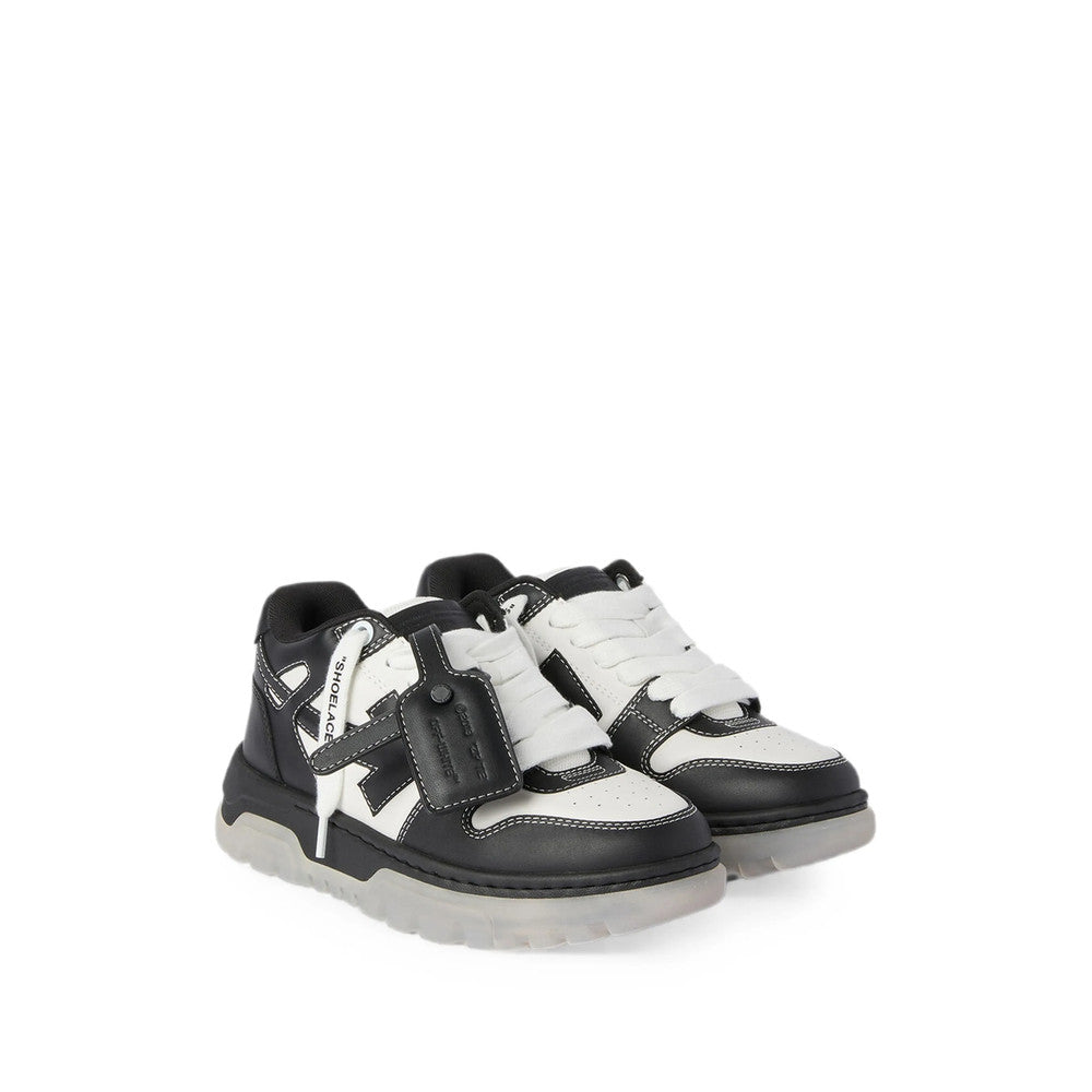 Black Logo Arrows Sneakers 2
