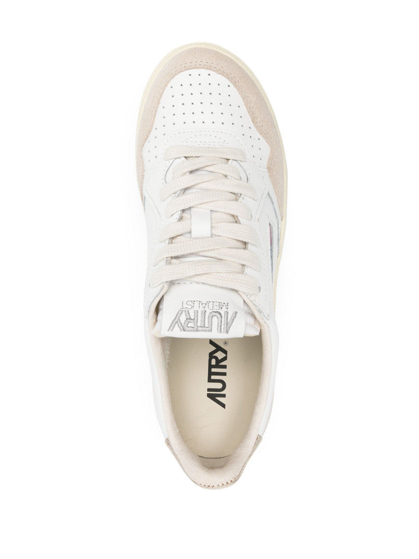White Logo Sneakers 4