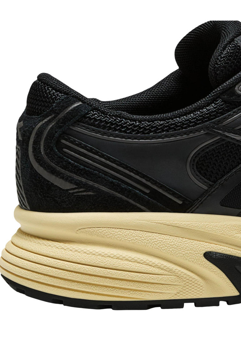 Black Mythos Star Sneakers 5