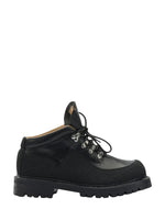 Black Quest Boot 1