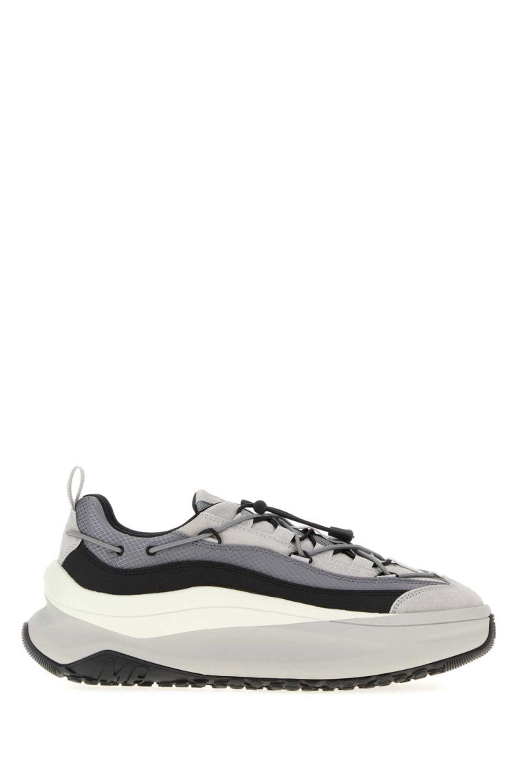 Multicolor Round Toe Sneakers 1