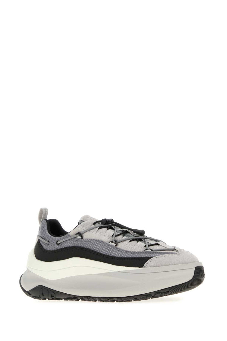 Multicolor Round Toe Sneakers 2