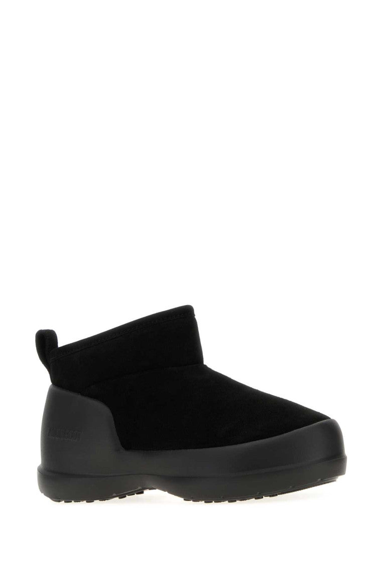 Black Ankle Boots 2