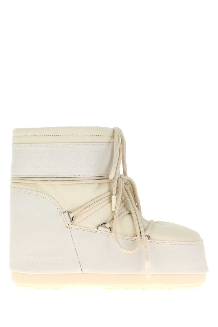 White Ankle Boots 1