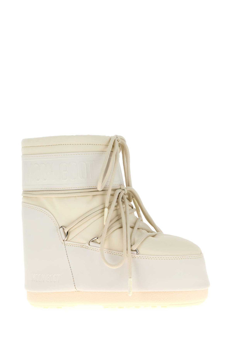 White Ankle Boots 2