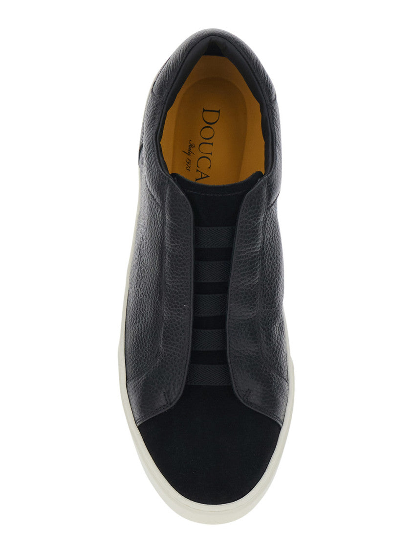Black Low Top Sneakers 4