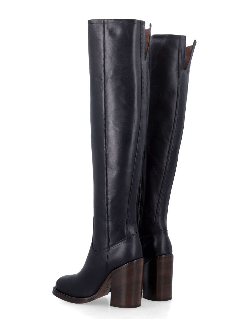 Black Leather Boots 3