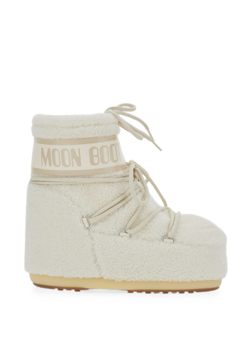 White Icon Low Fleece Boots 1