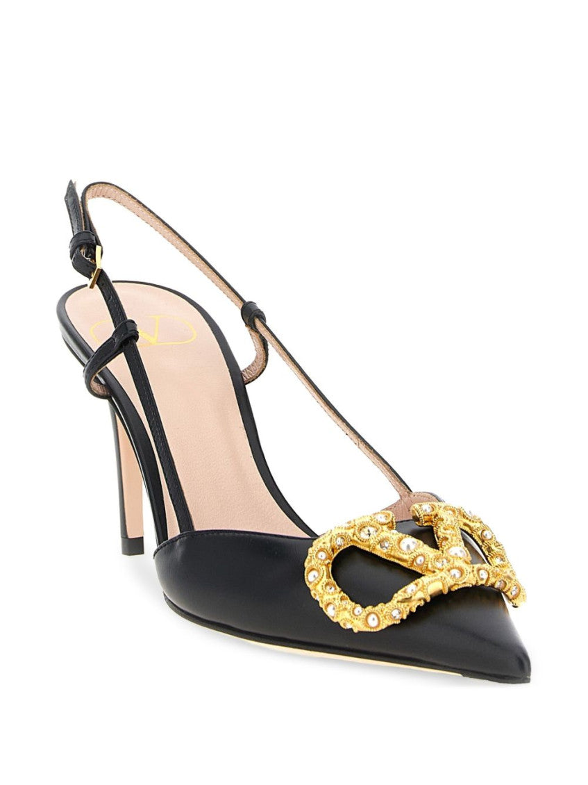 Black VLogo Signature Pumps 4