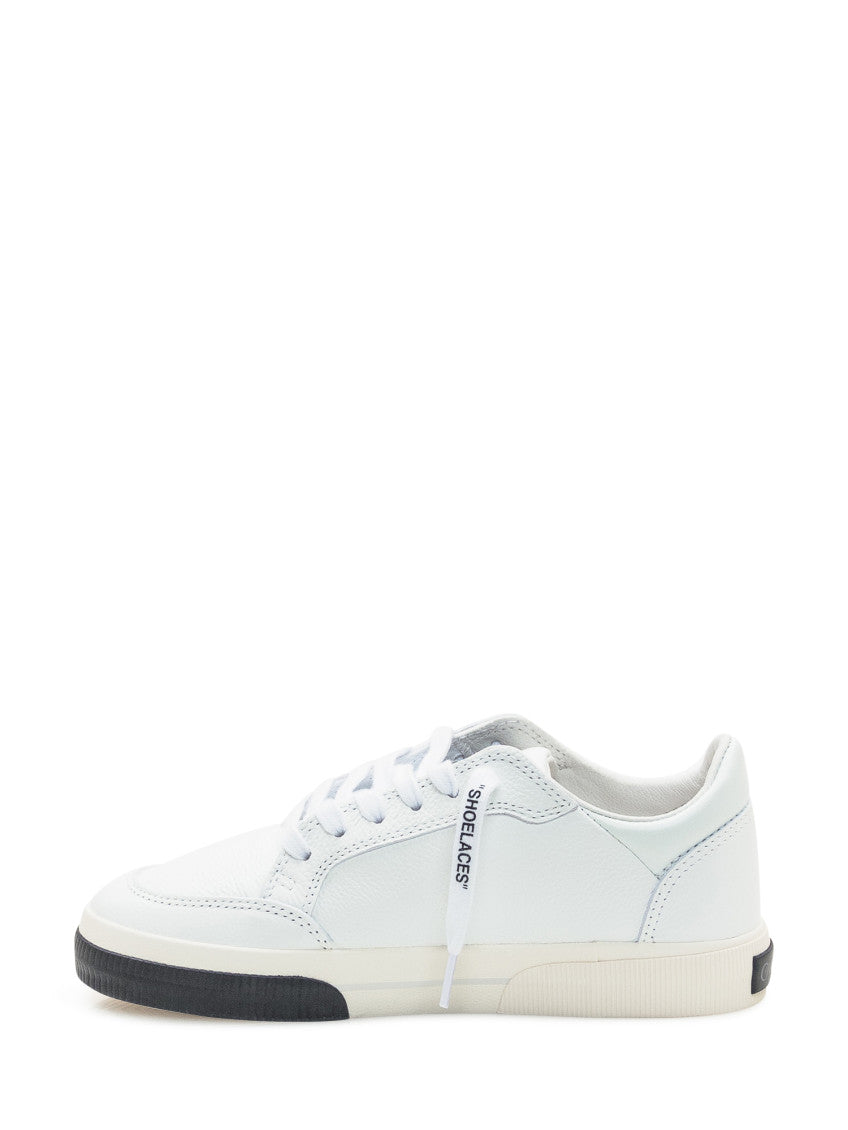 White Logo Sneakers 4