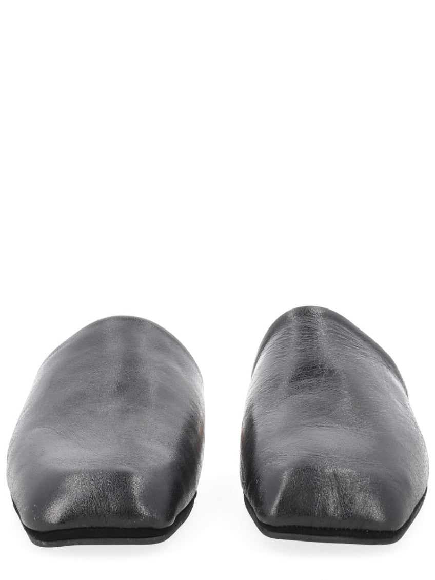 Black Slip-on Slippers 3