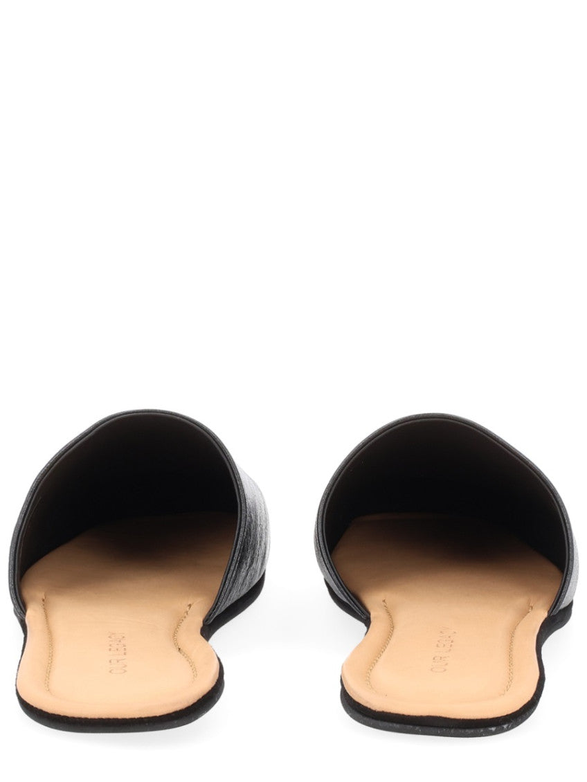 Black Slip-on Slippers 4
