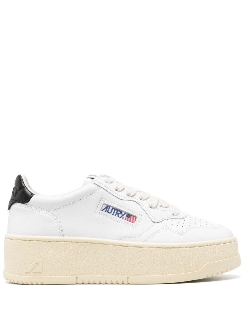 White Logo Sneakers 1