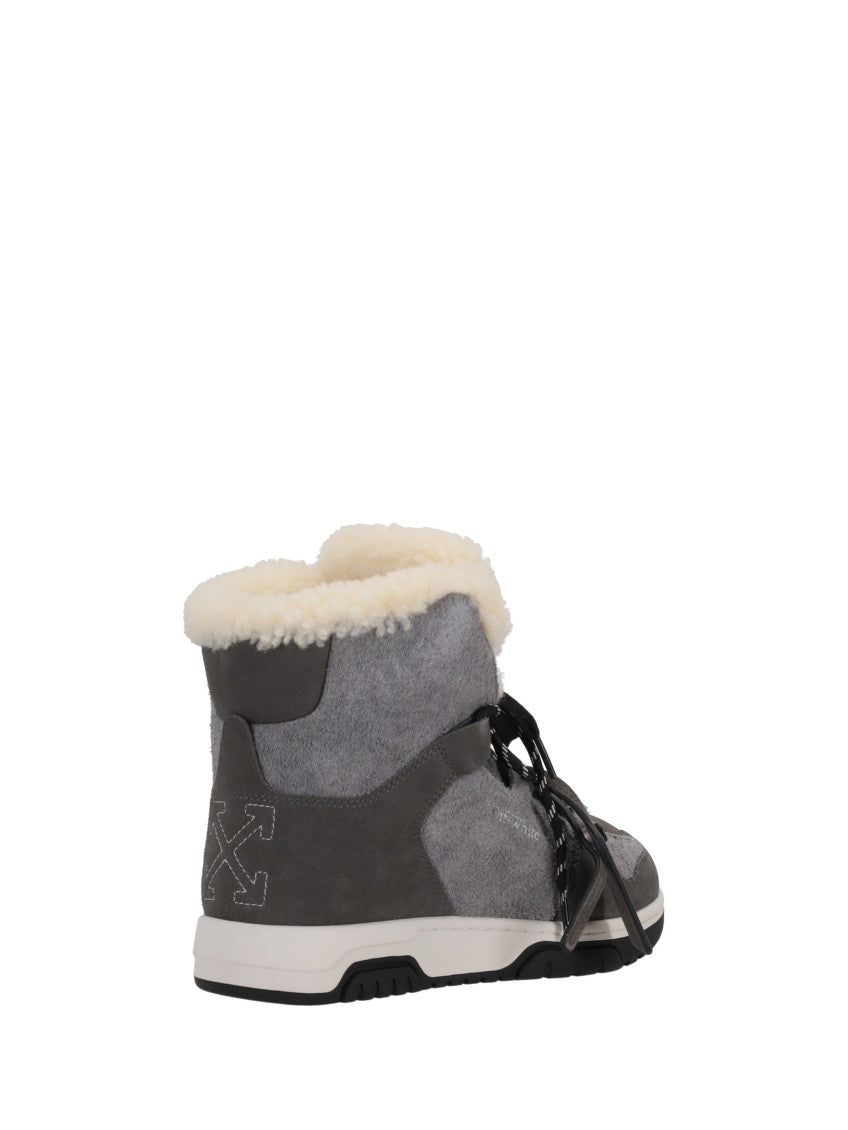 Grey Solid  Boots 4