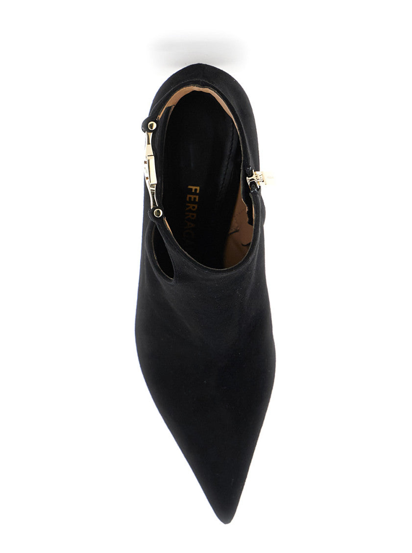 Black Solid Pointed Toe  Boot 3
