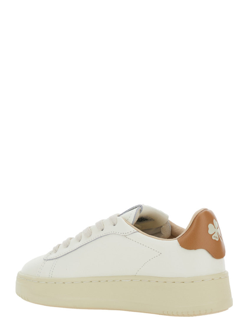 Boys White Low Top Sneakers 3