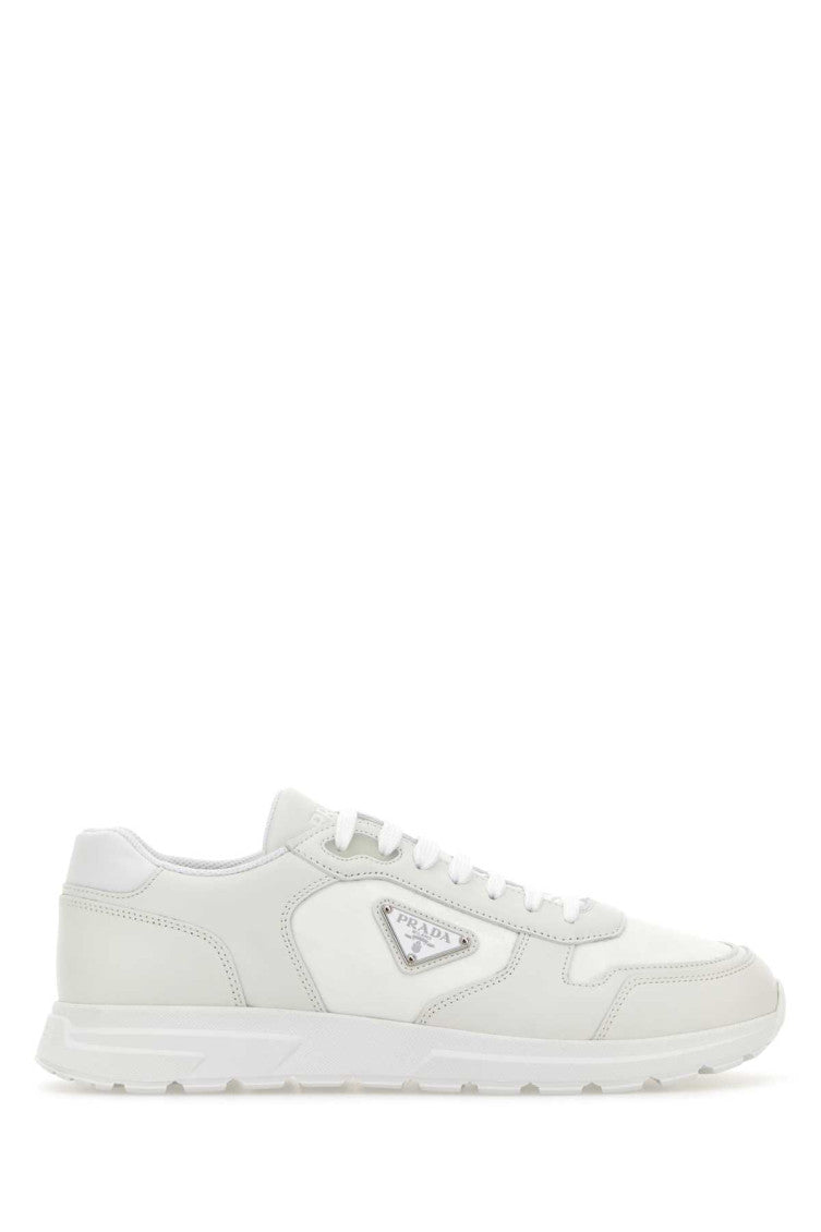 White Logo Sneakers 1