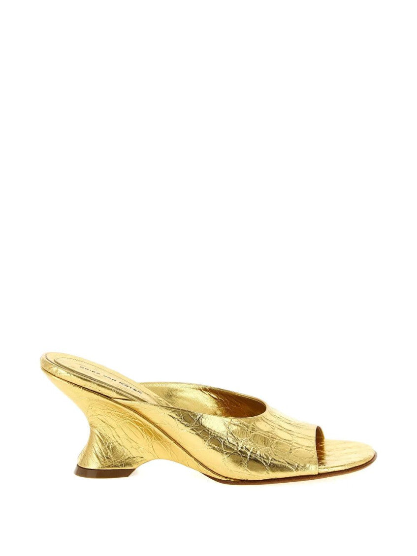 Golden Leather Pumps 1