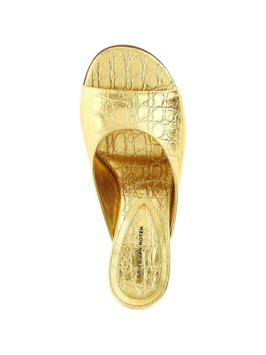 Golden Leather Pumps 4